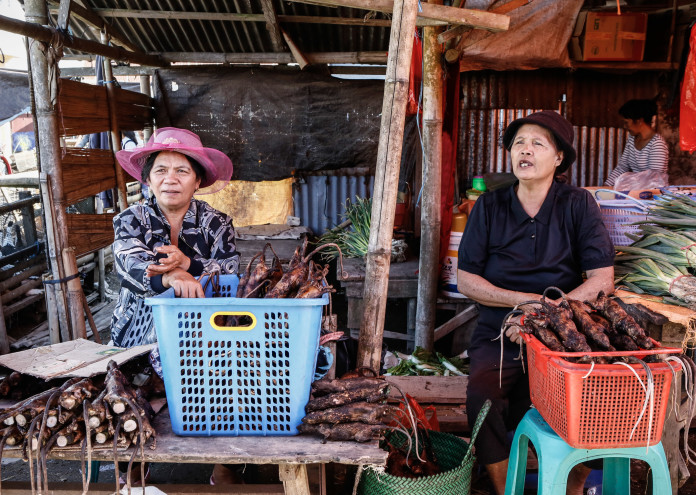  Langowan Traditional Market 