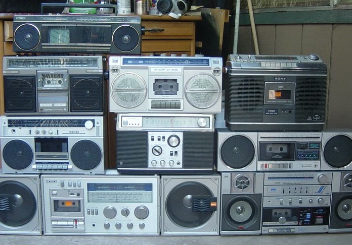  Ghettoblaster-family 