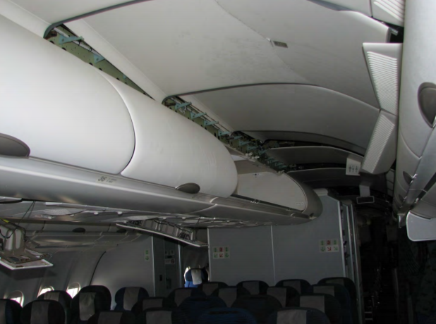  Qantas_Flight_72_damage2 