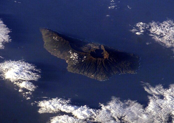 В края на септември вулканът Кумбре Виеха на испанския остров