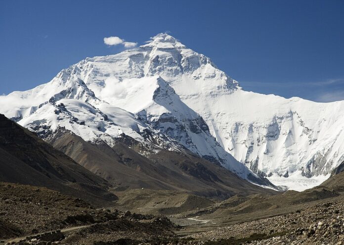 Условията за изкачването на Еверест се смятат за толкова сурови,