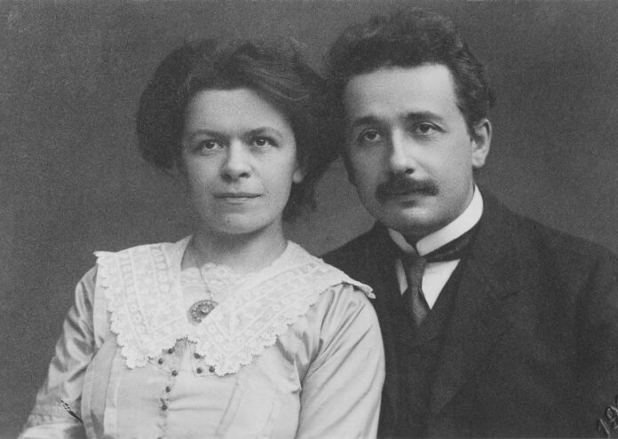 През 1896 г младият Алберт Айнщайн влиза в Политехническия институт