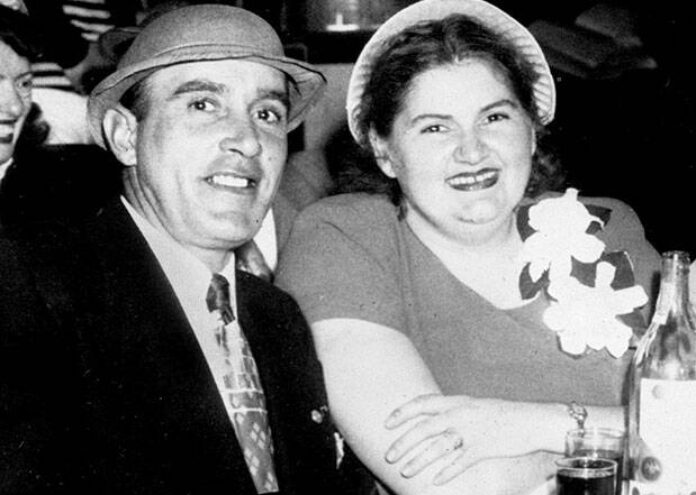 На 8 март 1951 г Реймънд Мартинес Фернандес и Марта