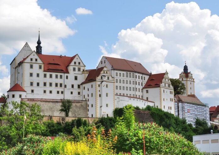 Замъкът Колдитц печели невероятна слава през Втората Световна война а