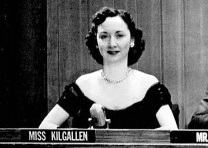 Родена на 3 юли 1913 г., Дороти Килгалън е закърмена