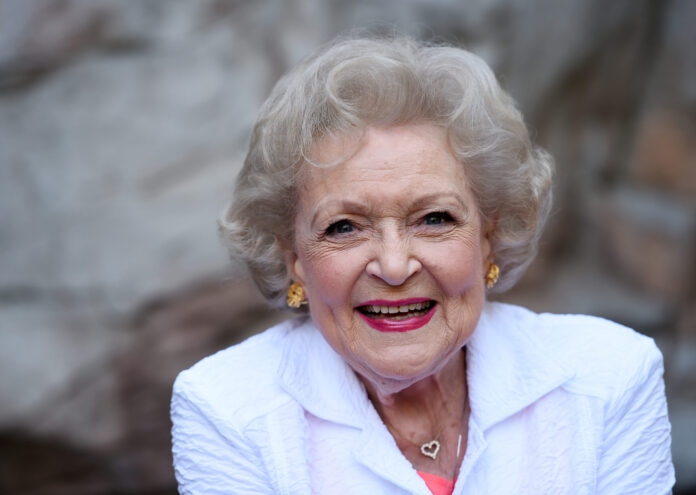 Бети Уайт почива на 99 годишна възраст на 31 декември 2021