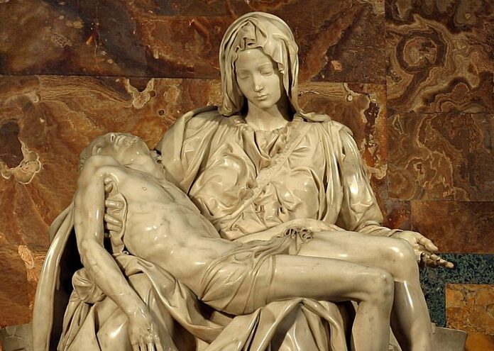 Още от създаването си през 1499 г Пиета на Микеланджело