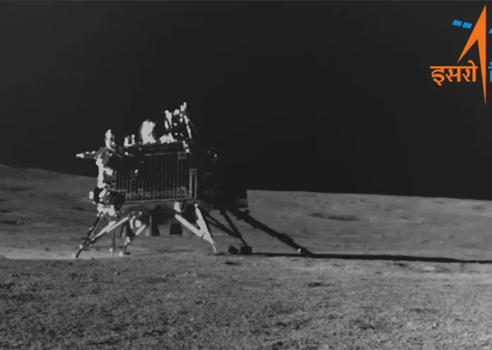 Преди няколко седмици индийският апарат Чандраян 3 успешно кацна на лунната